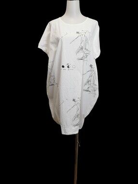 🌿🌿White Short Sleeve Graphic Shift Dress